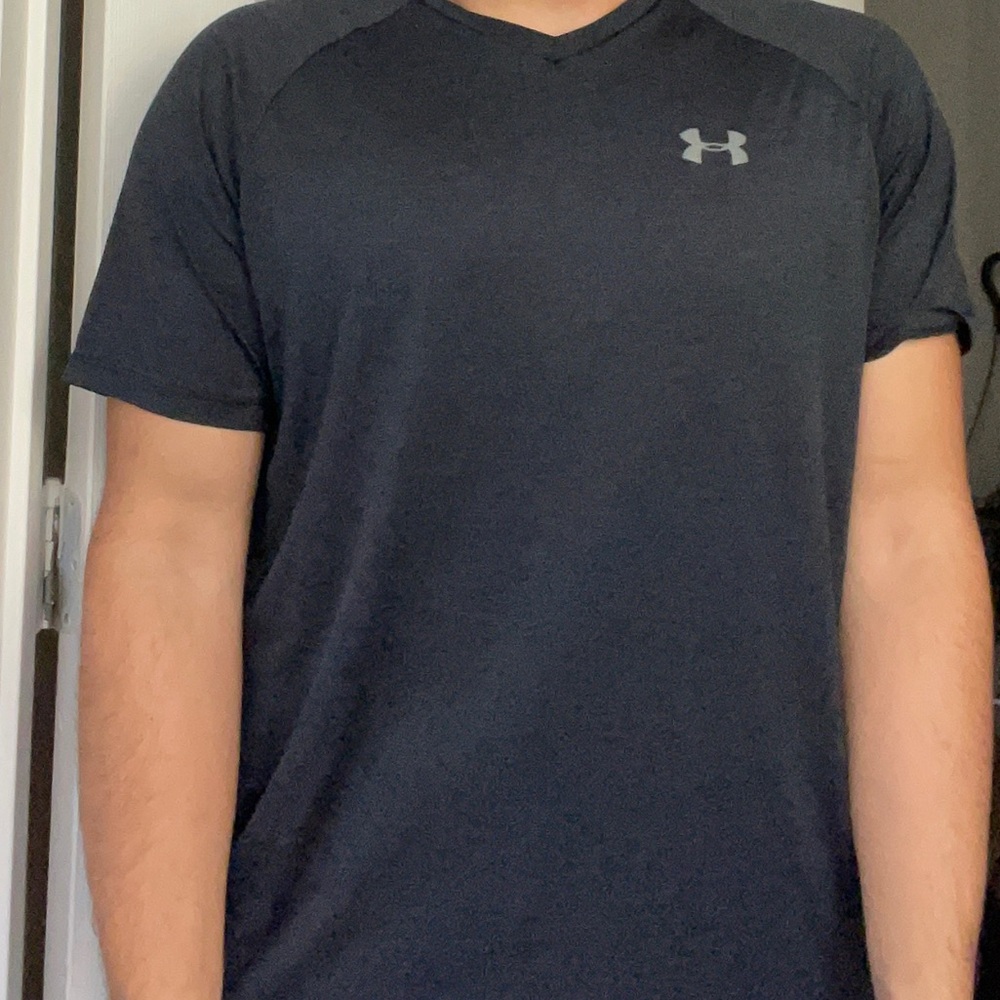 Black under armour dryfit